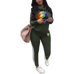 Fashionable Womens Casual Jogging Suit Set with Lip Print - Soft & Stylish